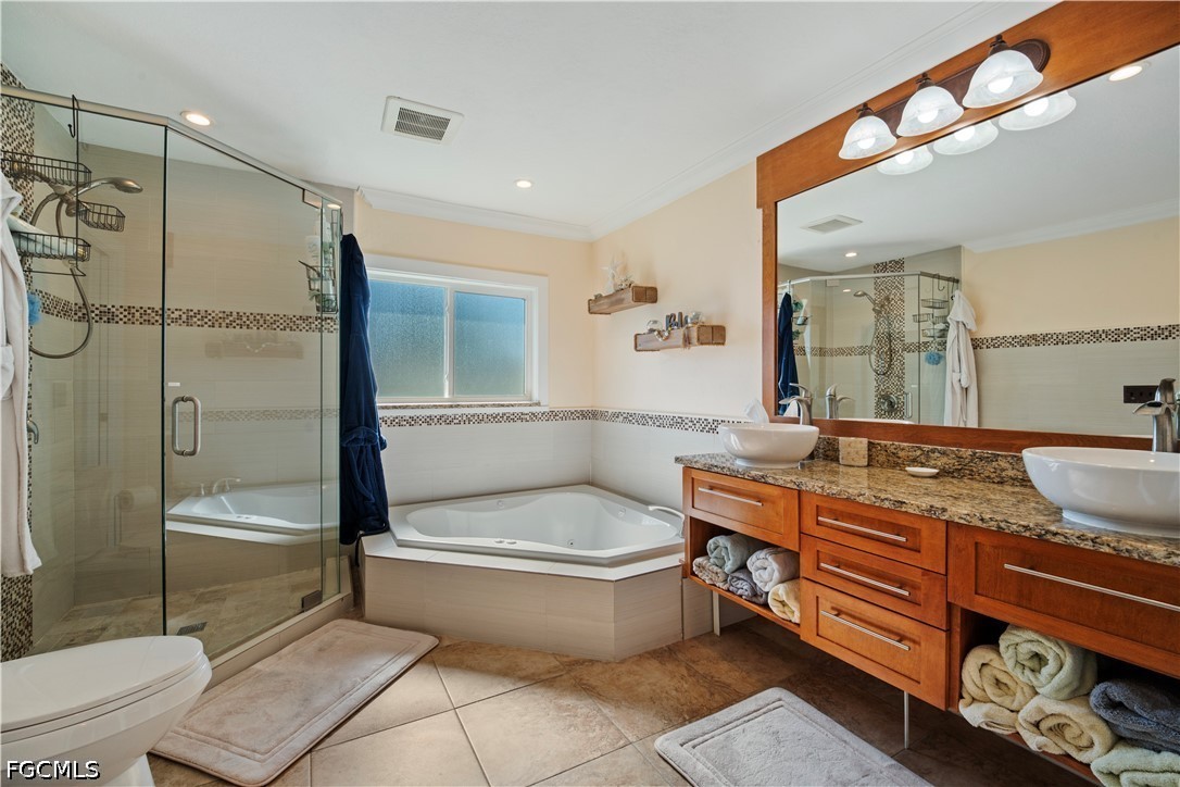 3 Bed Pool Home for Sale in Cape Coral, photo 19