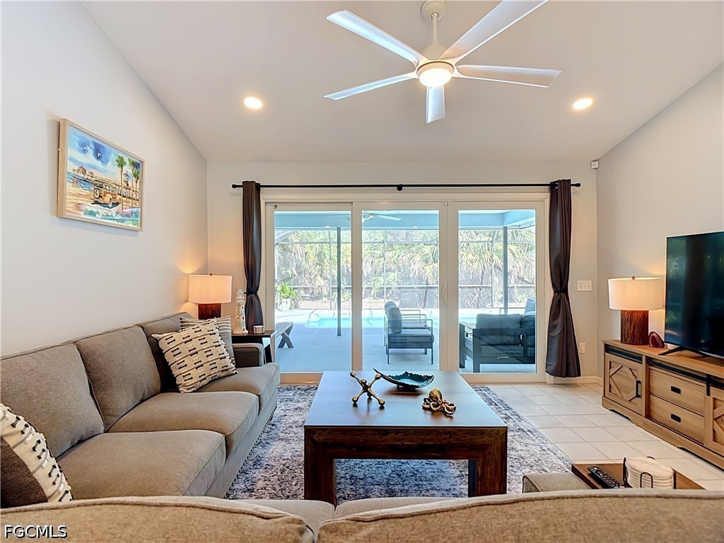 3 Bed Pool Home for Sale in Golden Gate Estates, photo 19