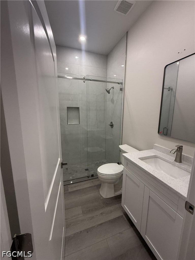 2 Bed SingleFamilyResidence for Sale in Lehigh Acres, photo 19