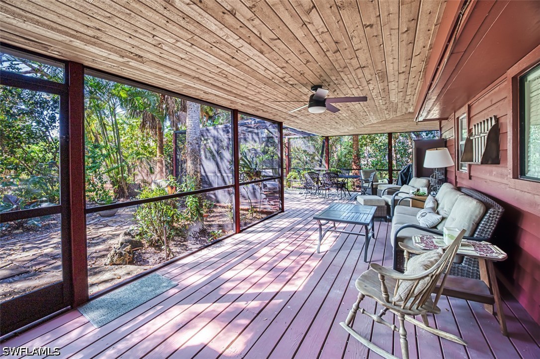 3 Bed SingleFamilyResidence for Sale in Naples, photo 19