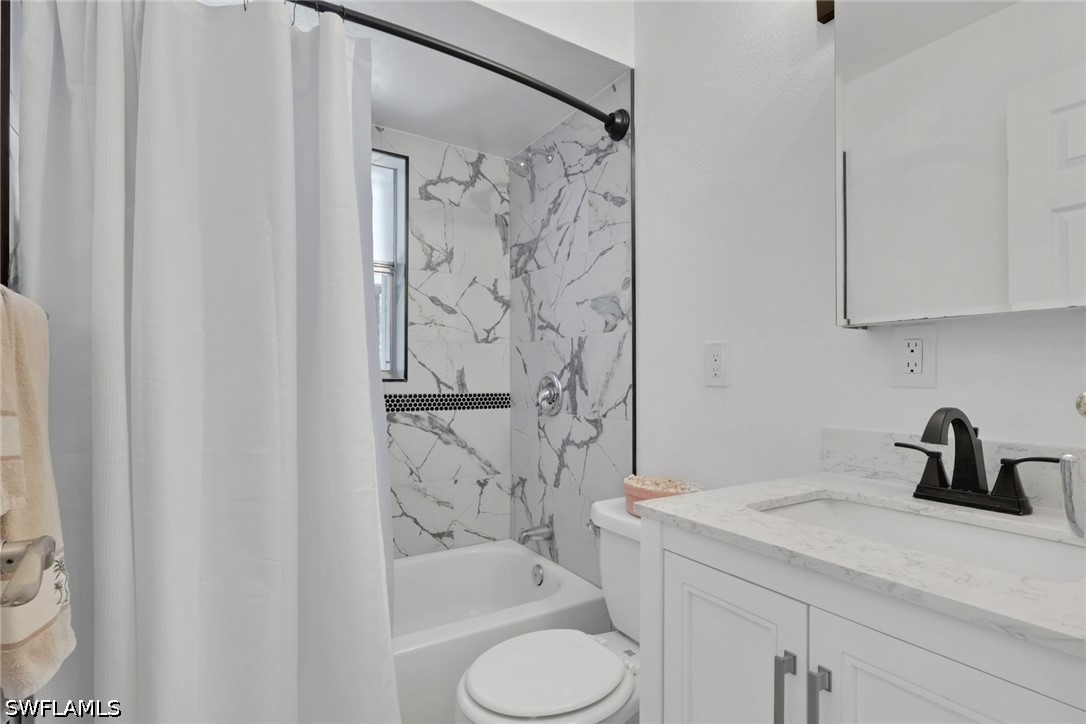 3 Bed Pool Home for Sale in Fort Myers Shores, photo 19
