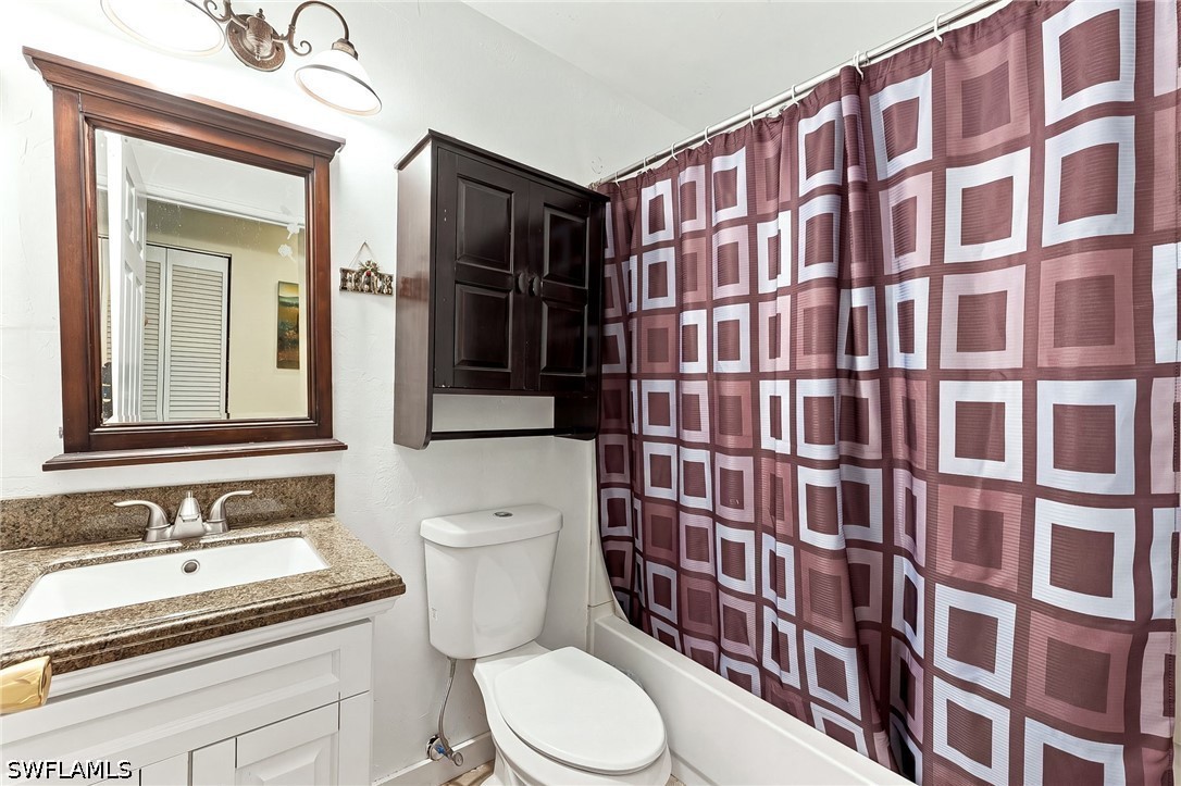 3 Bed SingleFamilyResidence for Sale in Naples, photo 19