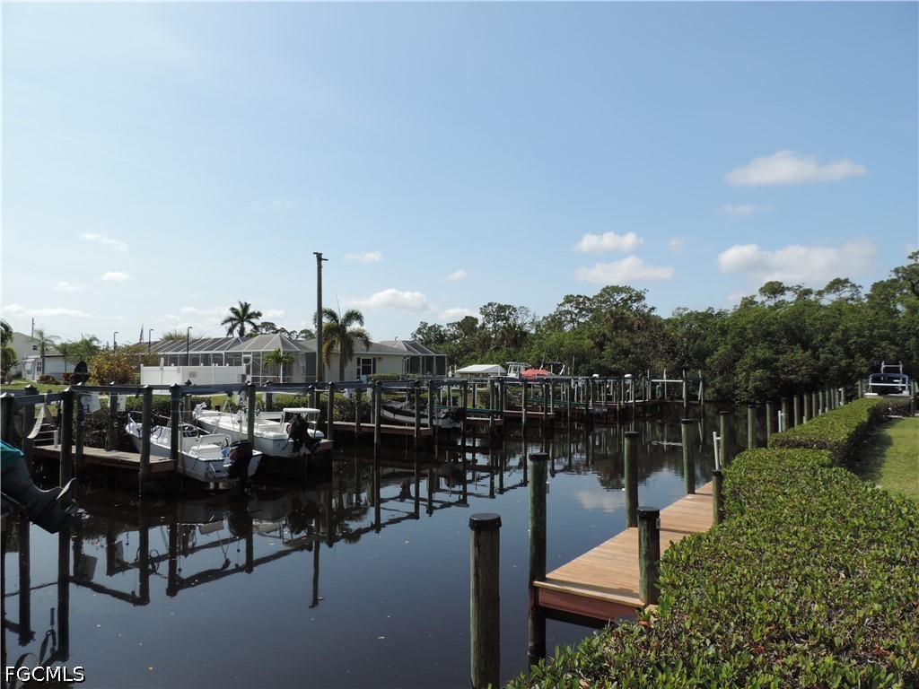 2 Bed ManufacturedHome for Sale in Estero, photo 19