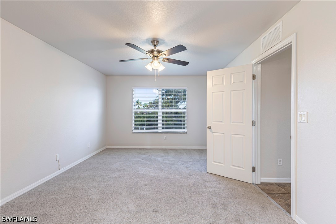 3 Bed SingleFamilyResidence for Sale in Lehigh Acres, photo 19