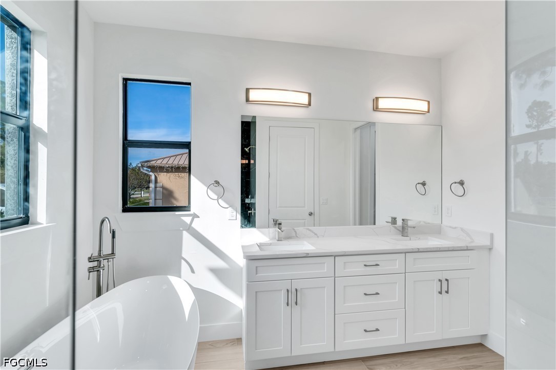 3 Bed SingleFamilyResidence for Sale in Lehigh Acres, photo 19