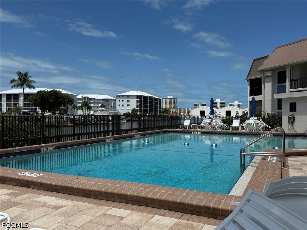 1 Bed Waterfront Home for Sale in Fort Myers Beach, photo 19