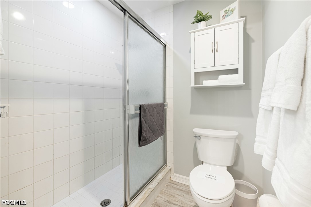 2 Bed Condominium for Sale in Oakmont Village, photo 19