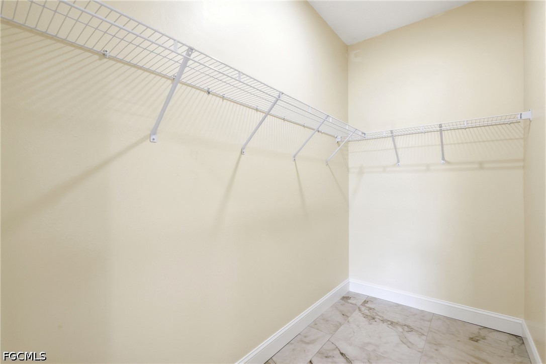 3 Bed SingleFamilyResidence for Sale in Lehigh Acres, photo 19