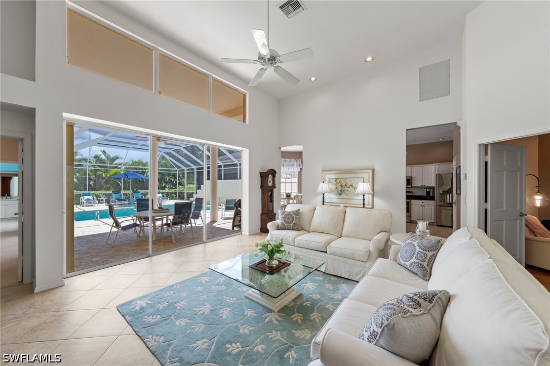 3 Bed Pool Home for Sale in Lake Club, photo 19