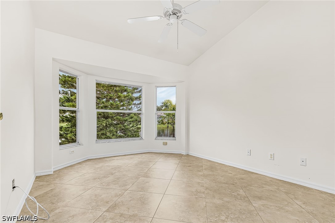 3 Bed Waterfront Home for Sale in Naples, photo 19