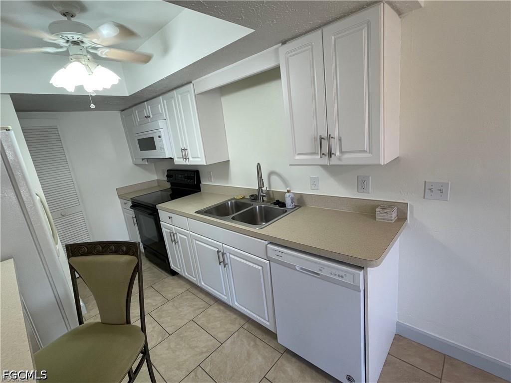 2 Bed Condominium for Sale in Cape Coral, photo 19