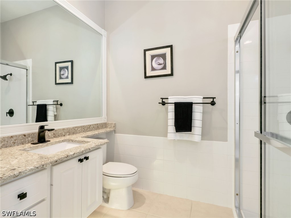 3 Bed Pool Home for Sale in Island Walk, photo 19