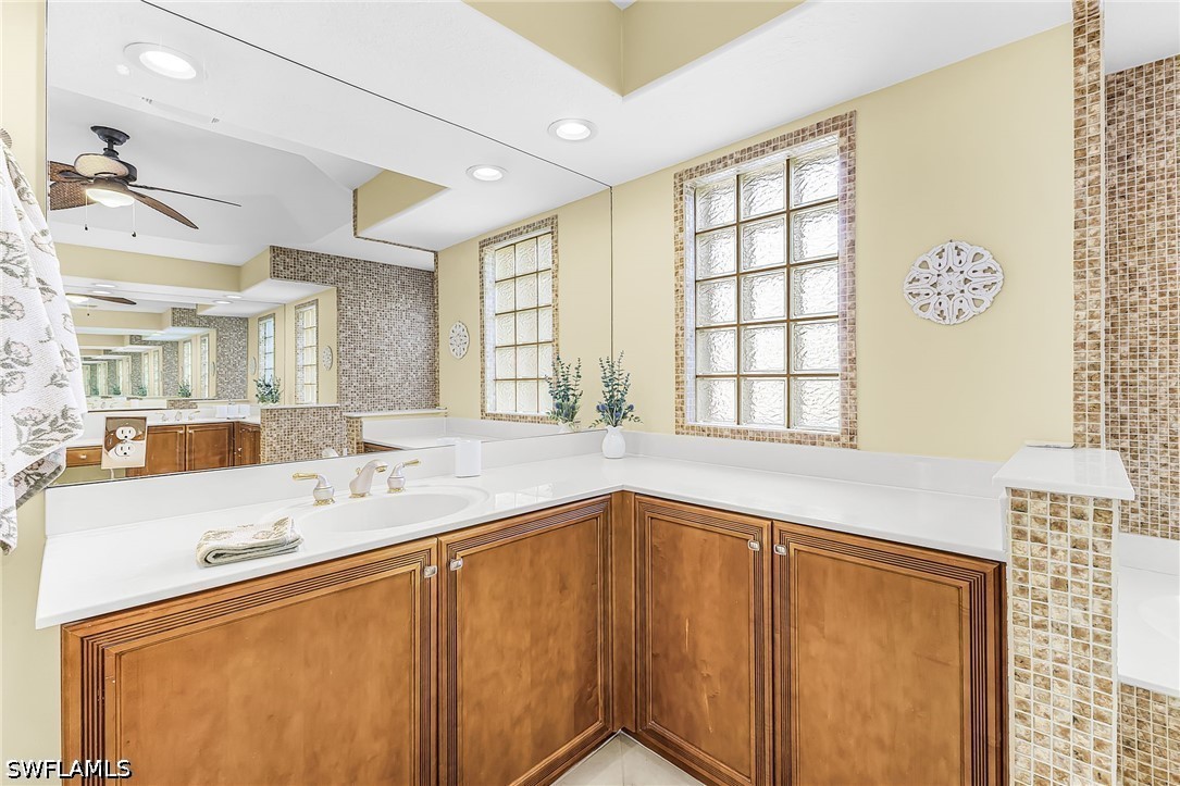 3 Bed Waterfront Home for Sale in Naples, photo 19