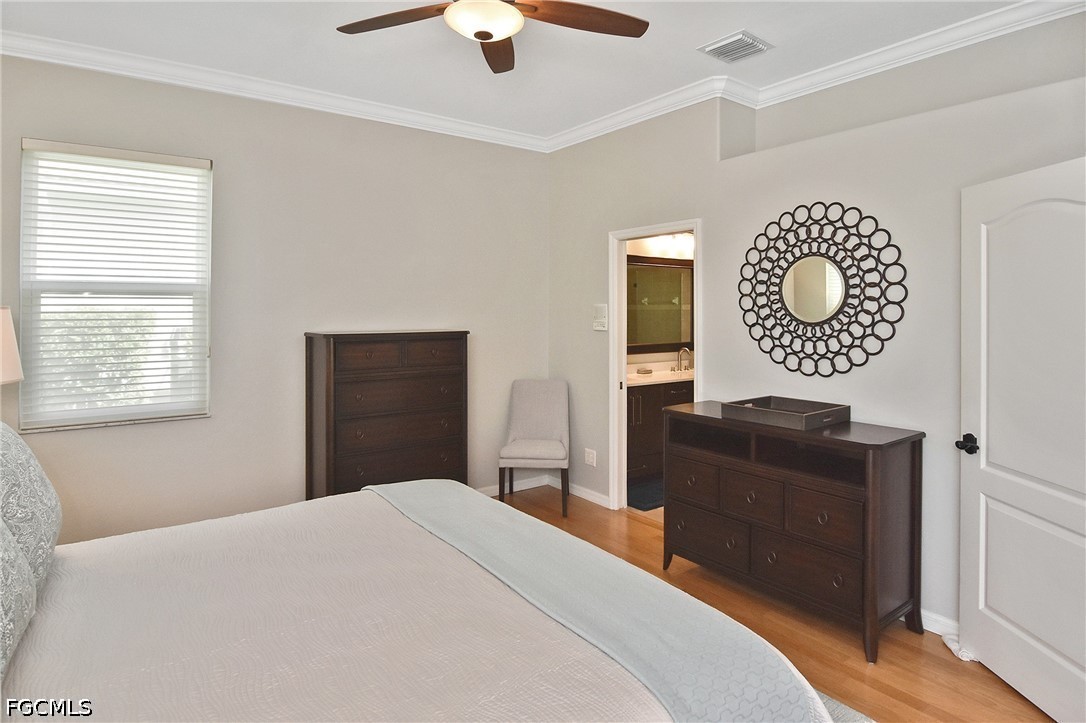 2 Bed Waterfront Home for Sale in Lakemont, photo 19