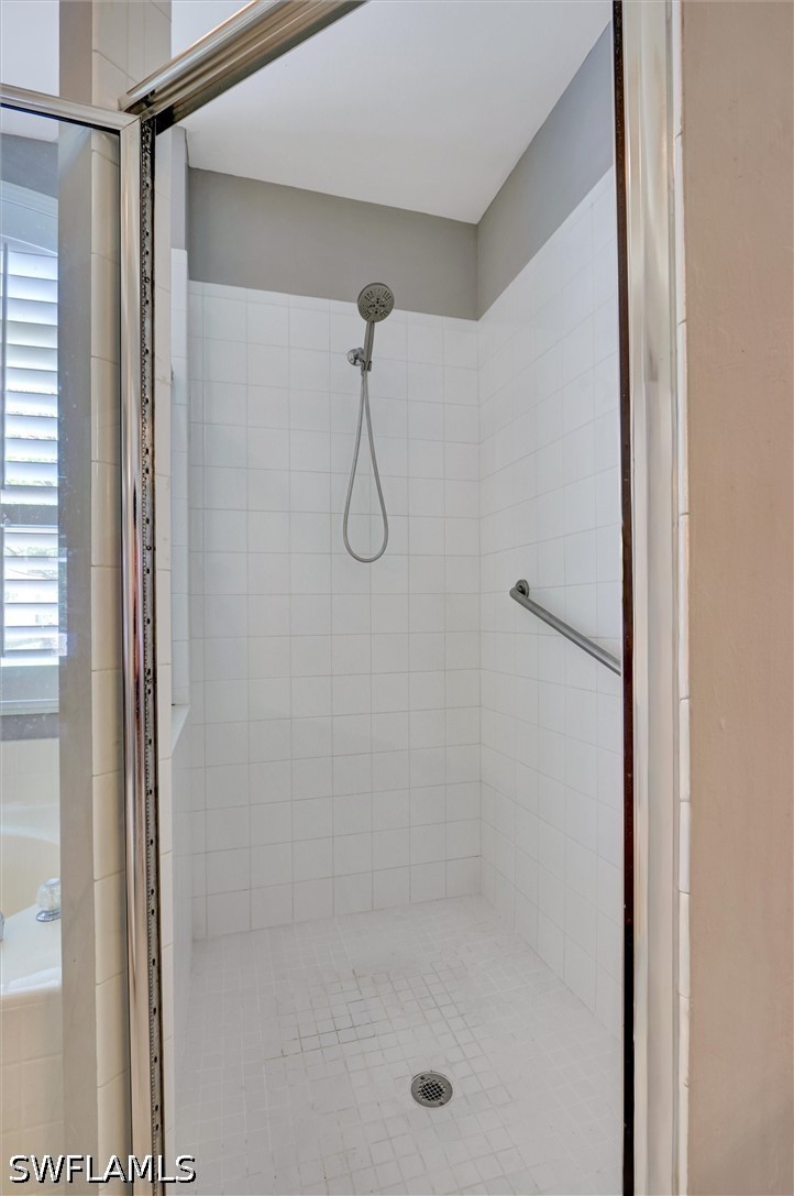 3 Bed SingleFamilyResidence for Sale in Colony Lakes, photo 19