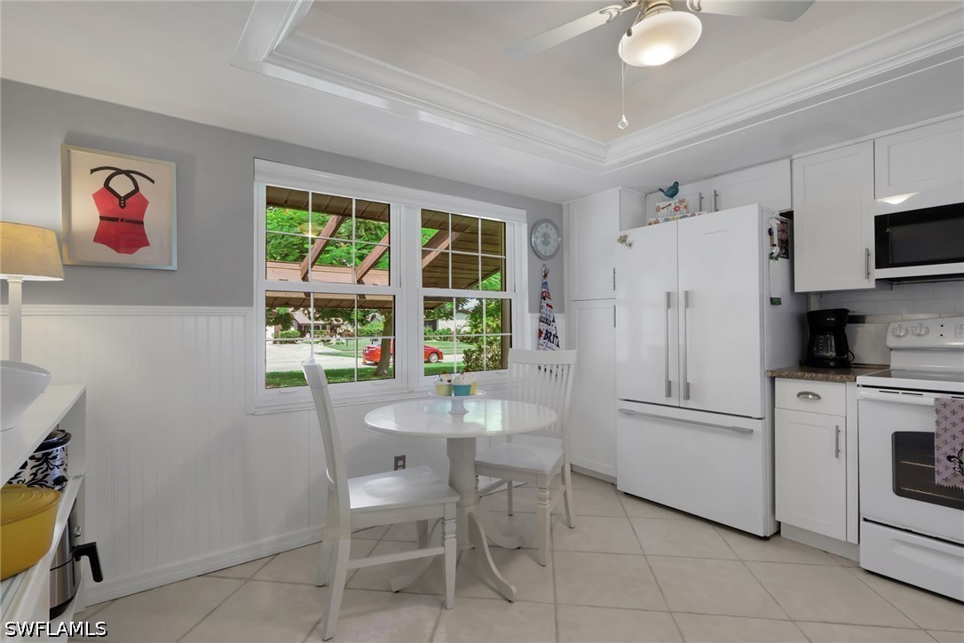 3 Bed Waterfront Home for Sale in Naples, photo 19