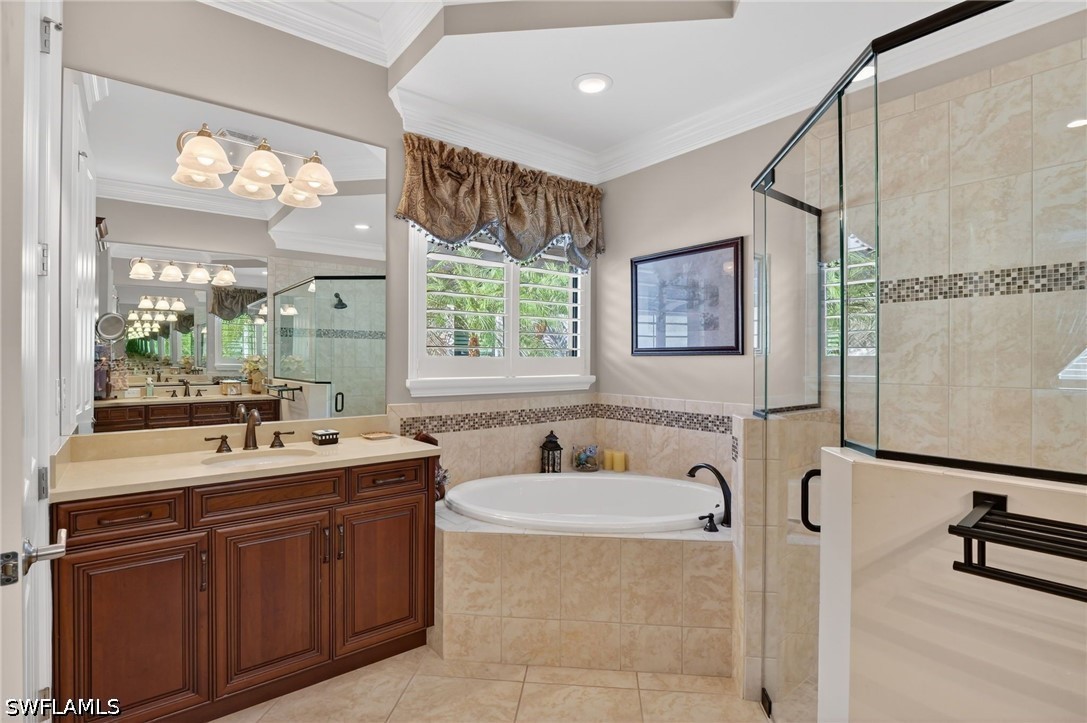 3 Bed Pool Home for Sale in Naples, photo 19