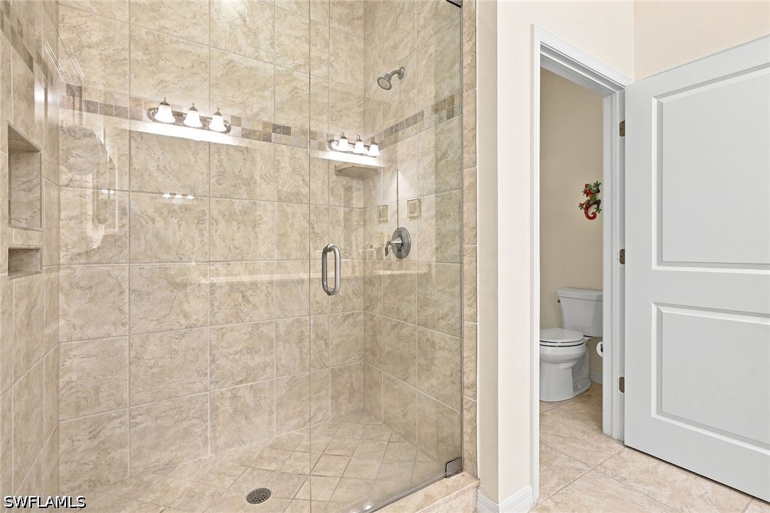 2 Bed Waterfront Home for Sale in Naples, photo 19