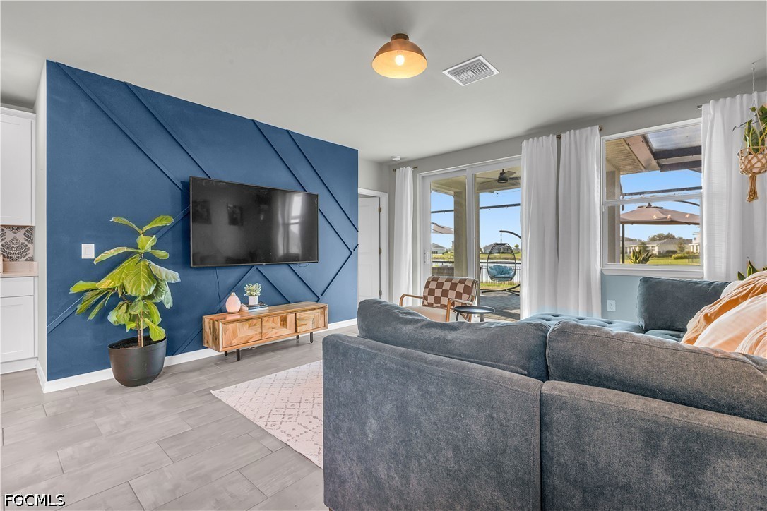 4 Bed Waterfront Home for Sale in Punta Gorda, photo 19