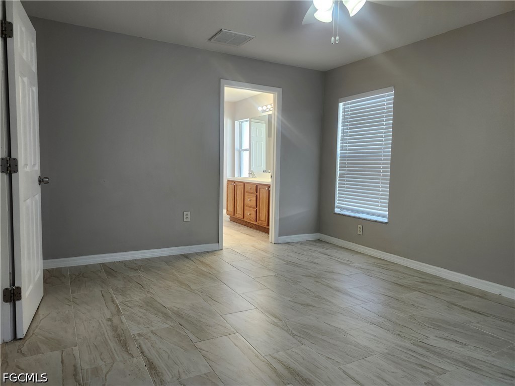 4 Bed SingleFamilyResidence for Sale in Cape Coral, photo 19