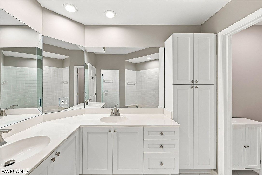 3 Bed Condominium for Sale in Bonita Springs, photo 19