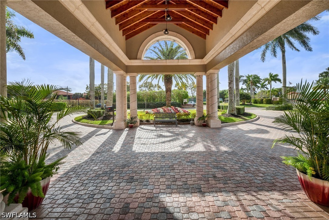 3 Bed Waterfront Home for Sale in Naples, photo 19