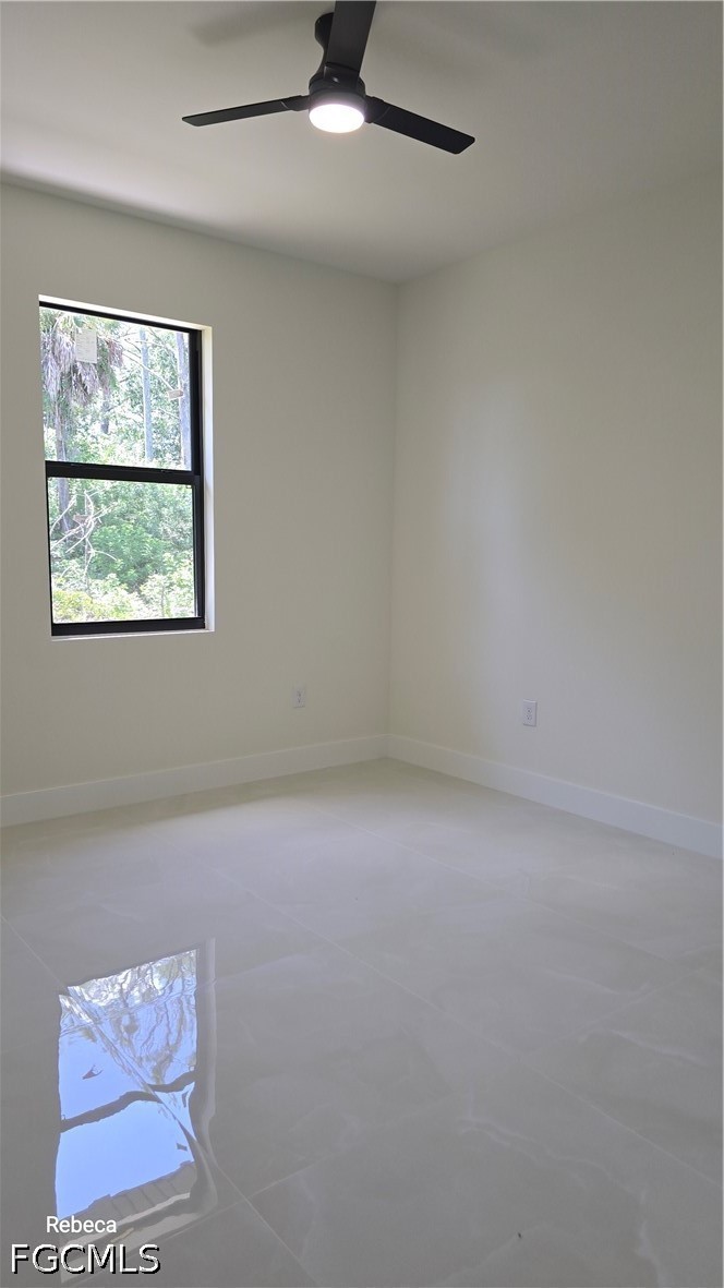 4 Bed SingleFamilyResidence for Sale in Lehigh Acres, photo 19