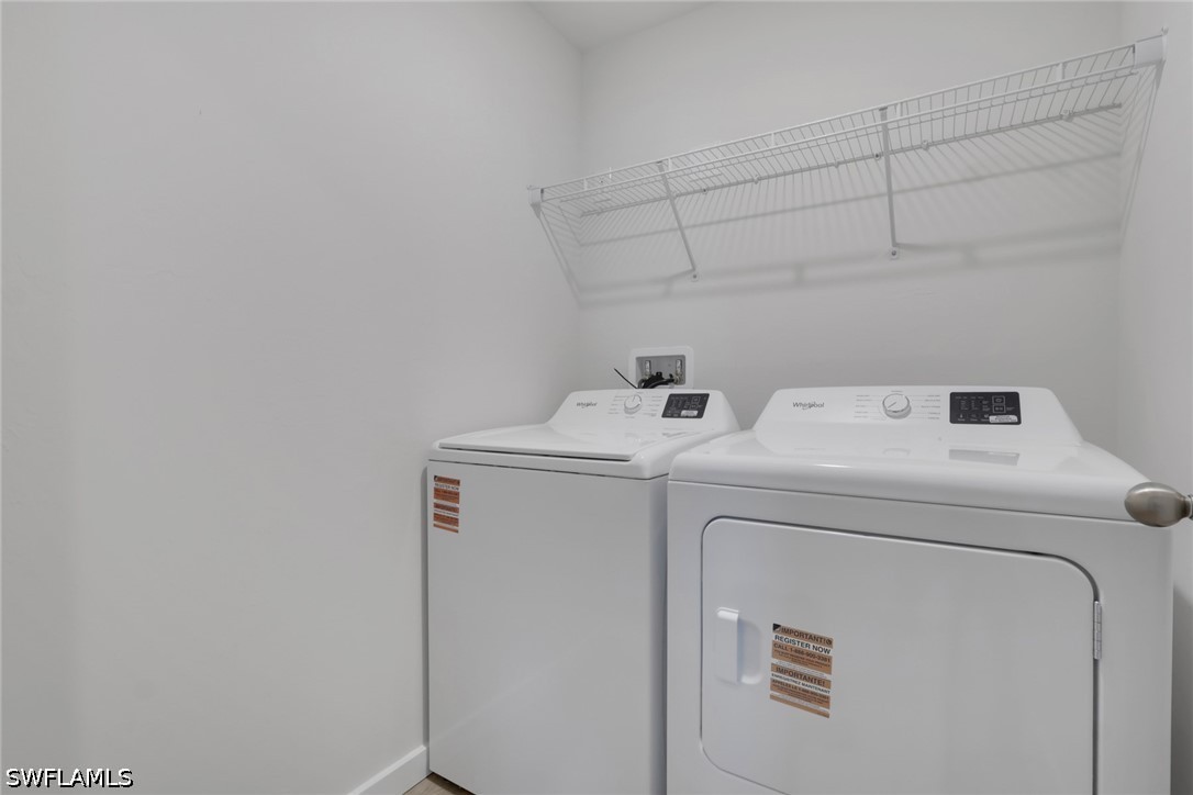 3 Bed SingleFamilyResidence for Sale in Avalon, photo 19