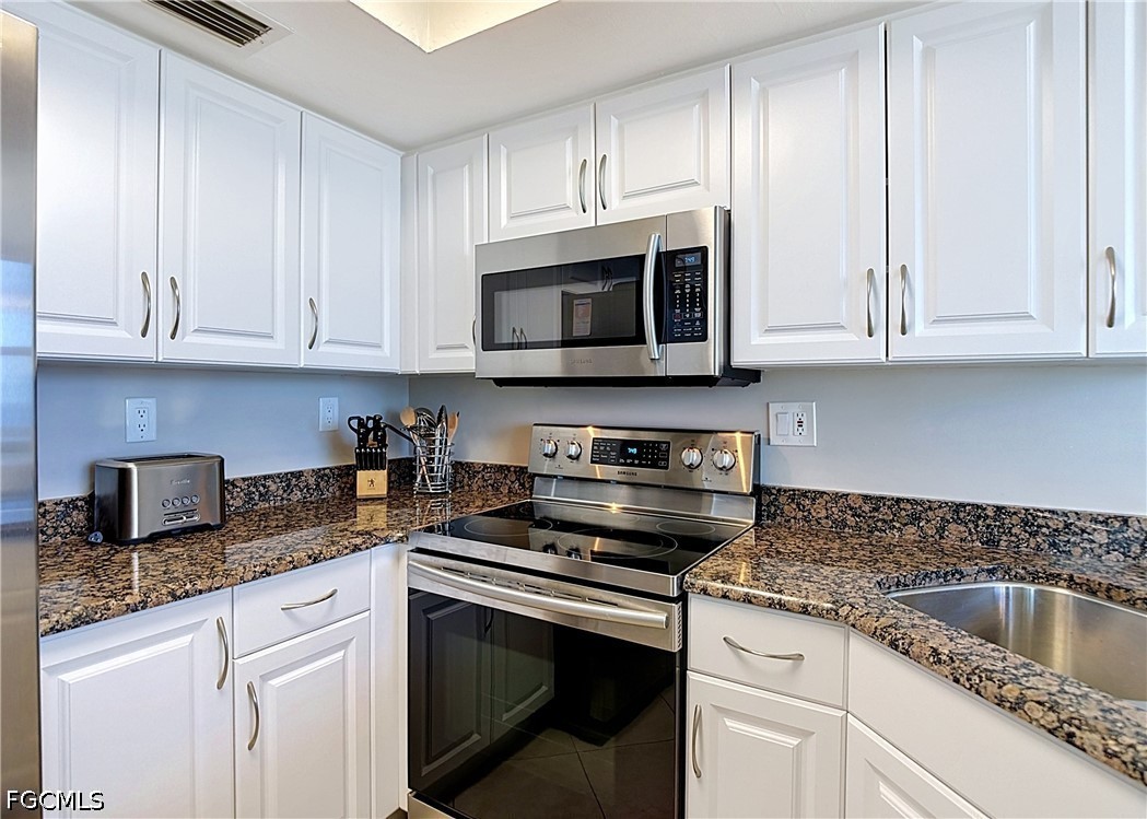 3 Bed Pool Home for Sale in Fort Myers Beach, photo 19