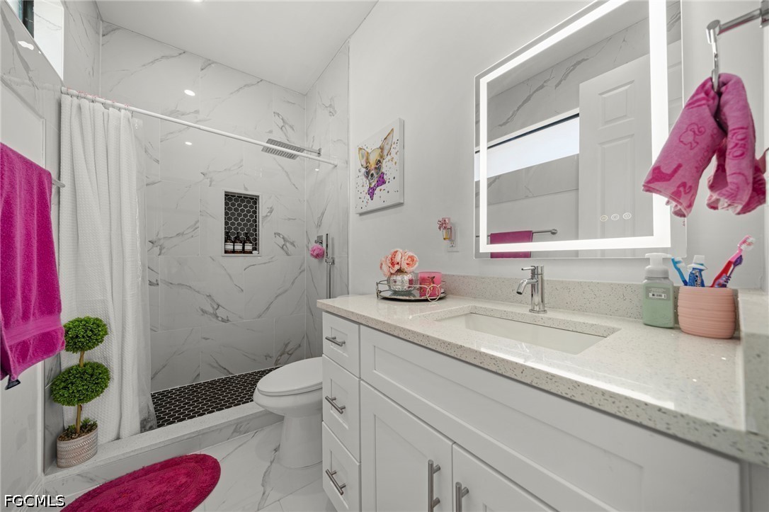 4 Bed SingleFamilyResidence for Sale in Lehigh Acres, photo 19
