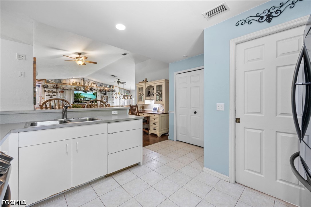 3 Bed SingleFamilyResidence for Sale in Timberbend Subd, photo 19