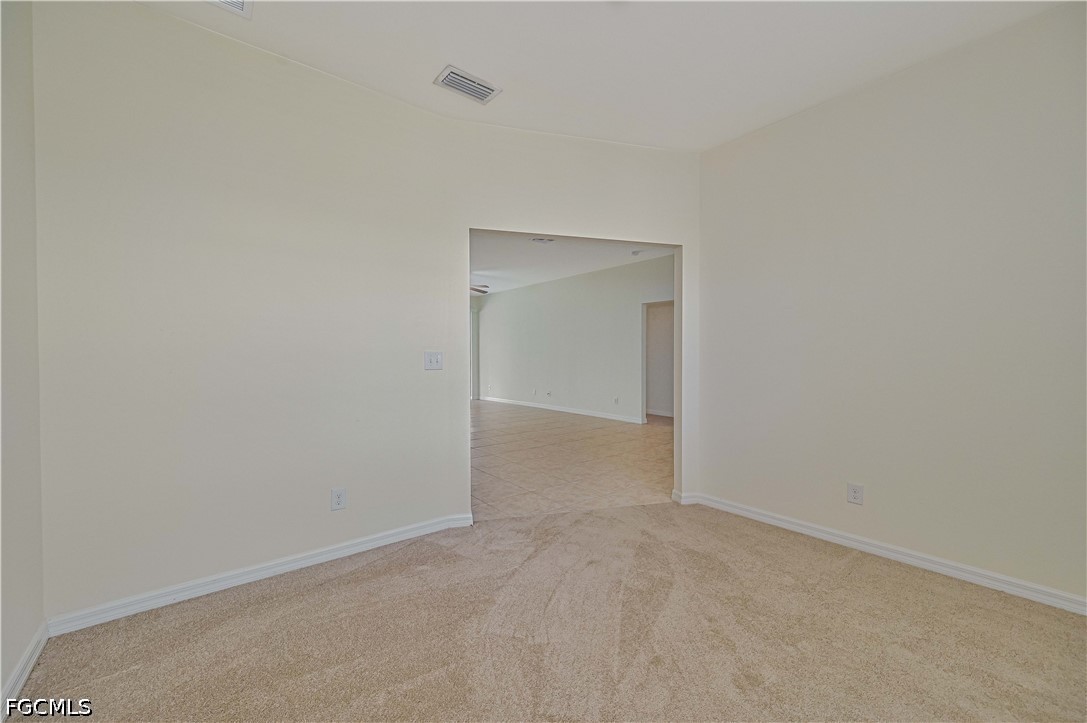 3 Bed SingleFamilyResidence for Sale in Cape Coral, photo 19