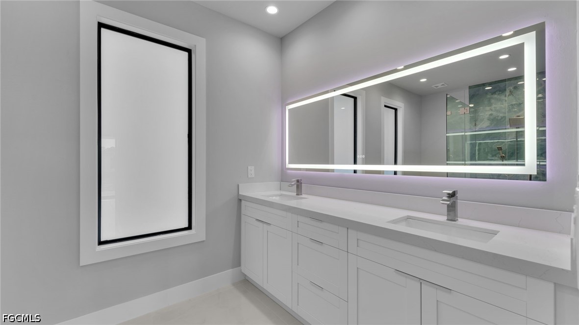 3 Bed SingleFamilyResidence for Sale in Lehigh Acres, photo 19