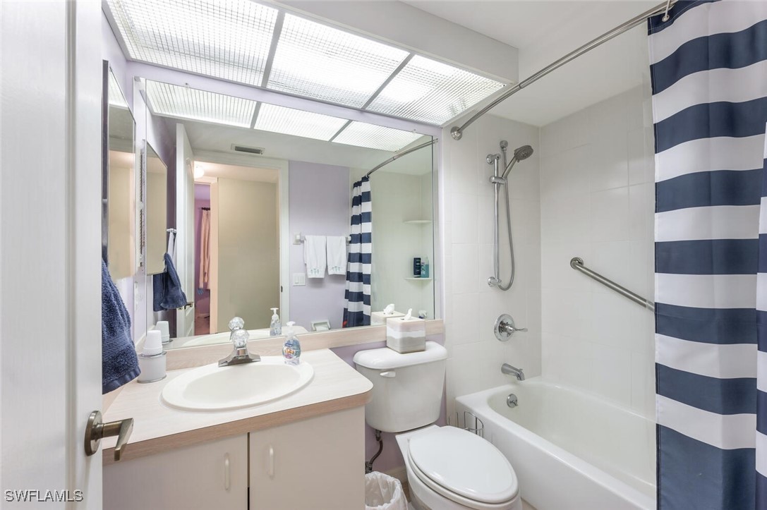 2 Bed Condominium for Sale in Country Glen, FL, $262,000 — photo 20