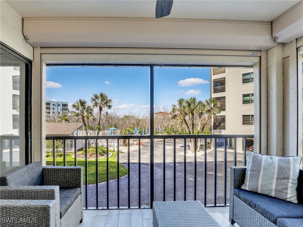 2 Bed Condominium for Sale in Fort Myers Beach, FL, $315,000 — photo 20