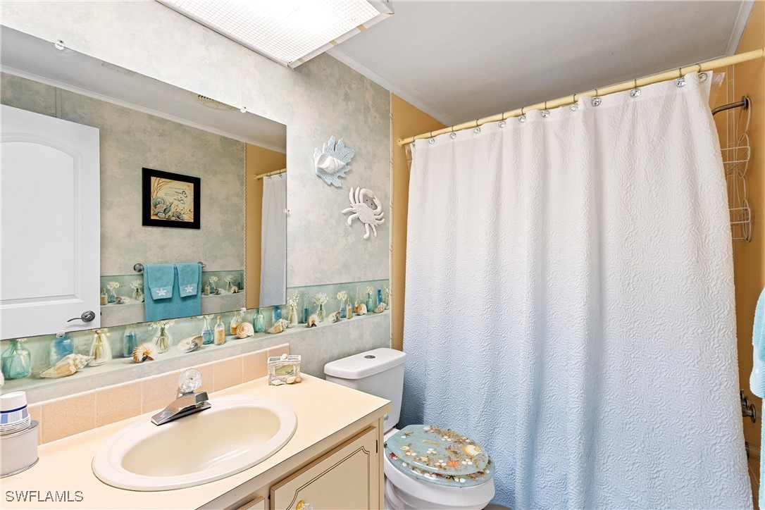 2 Bed ManufacturedHome for Sale in Naples, FL, $210,000 — photo 20
