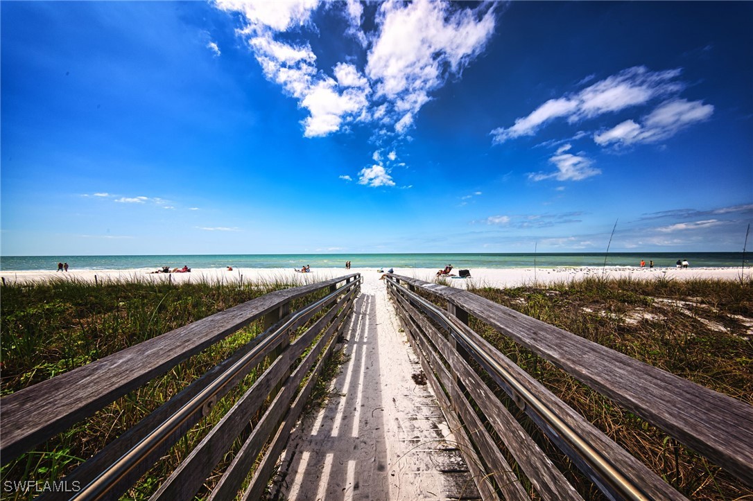 2 Bed Condominium for Sale in Royal Bay Villas, photo 20