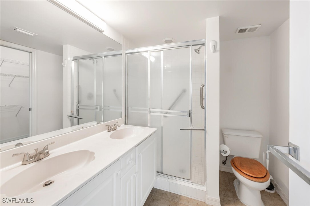2 Bed Waterfront Home for Sale in Naples, FL, $269,900 — photo 20