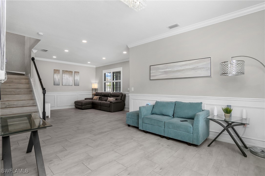 6 Bed Pool Home for Sale in Estero, photo 20