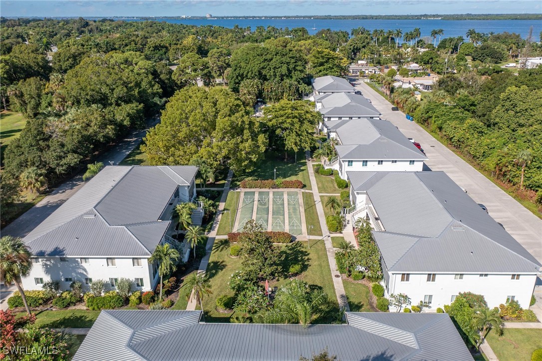 2 Bed Condominium for Sale in Fort Myers, FL, $69,900 — photo 20