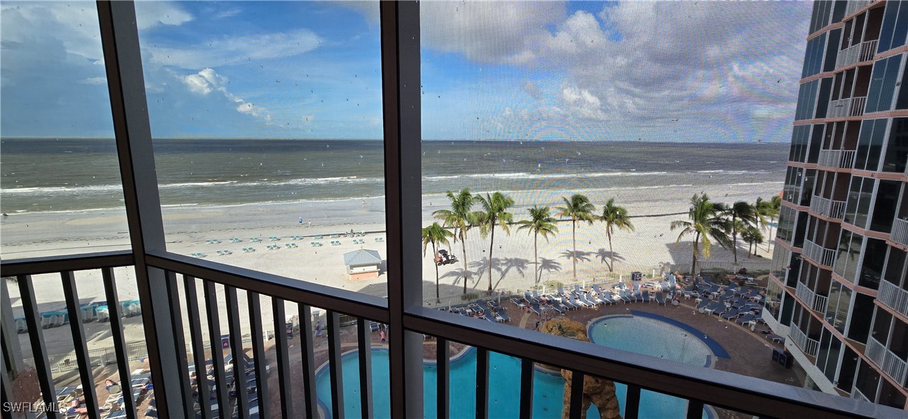 1 Bed Waterfront Home for Sale in White Sand Villas, photo 20