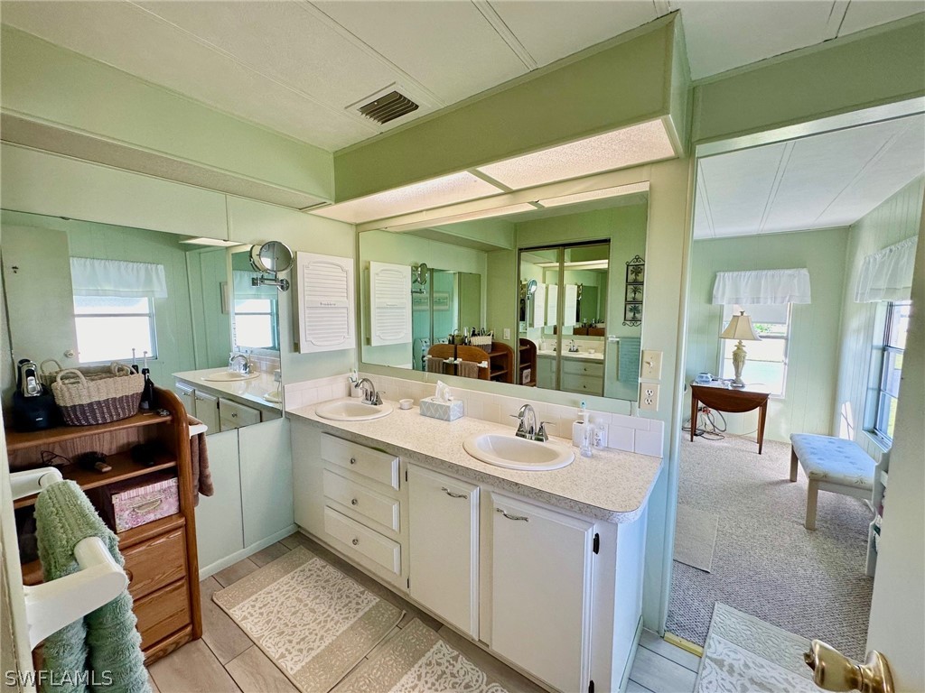 2 Bed ManufacturedHome for Sale in North Fort Myers, FL — photo 20