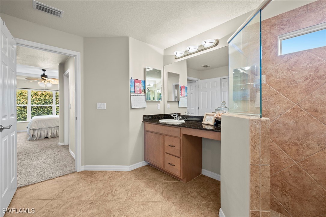 2 Bed SingleFamilyResidence for Sale in Estero, photo 20