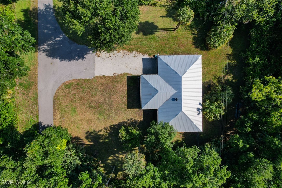 2 Bed SingleFamilyResidence for Sale in Buckingham, FL — photo 20