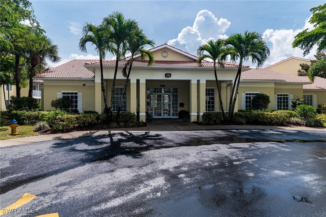 2 Bed Condominium for Sale in Naples, photo 20