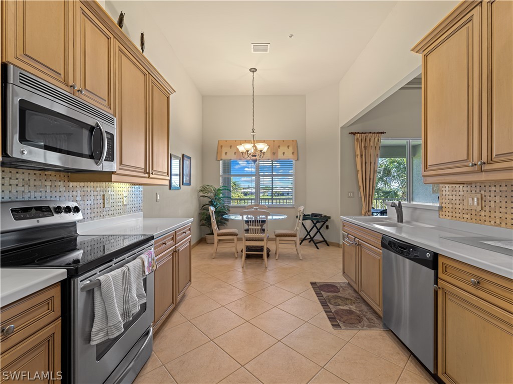 3 Bed Waterfront Home for Sale in Ashton Oaks, photo 20