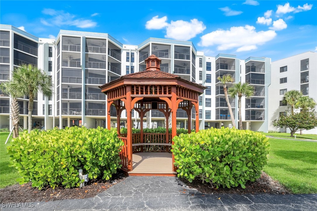 1 Bed Waterfront Home for Sale in Marco Island, FL, $529,000 — photo 20