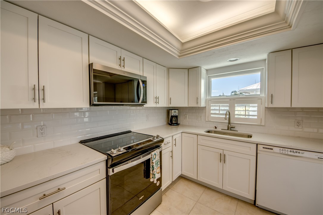 3 Bed Waterfront Home for Sale in Seagull Bay, photo 20