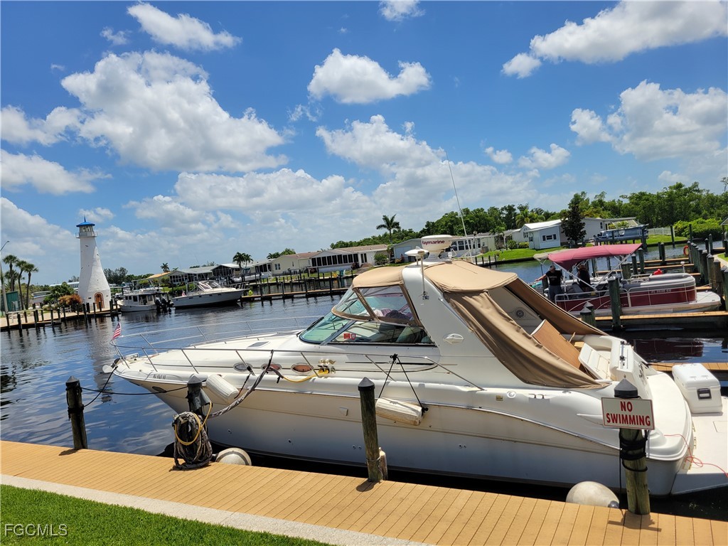 2 Bed ManufacturedHome for Sale in Old Bridge Village, FL — photo 20