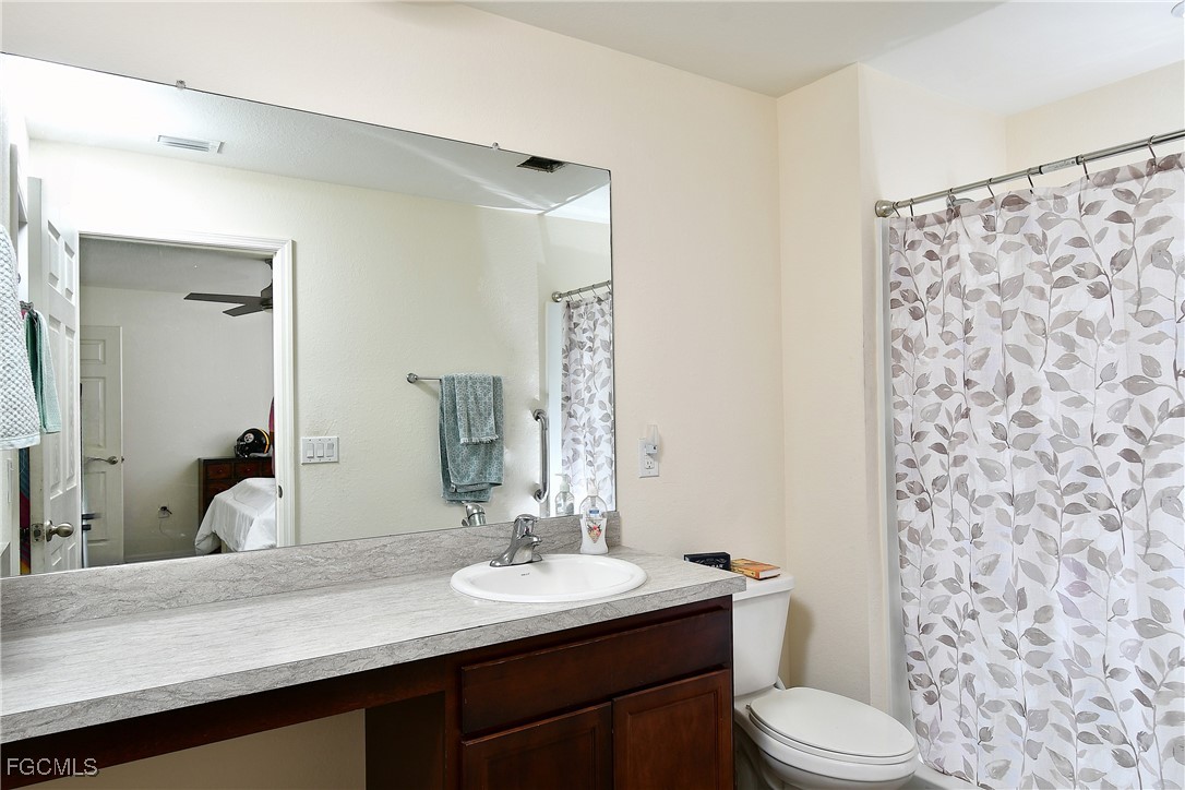 3 Bed SingleFamilyResidence for Sale in Lehigh Acres, photo 20